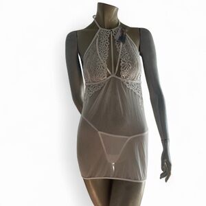 Escante Chemise- NWT- Large